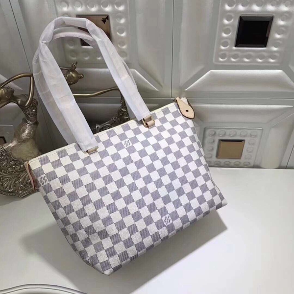 ルイヴィトンバッグ背面デザイン